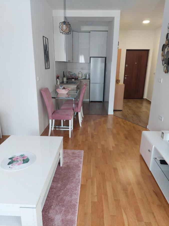 K2-Sistersapartment Podgorica Exterior photo